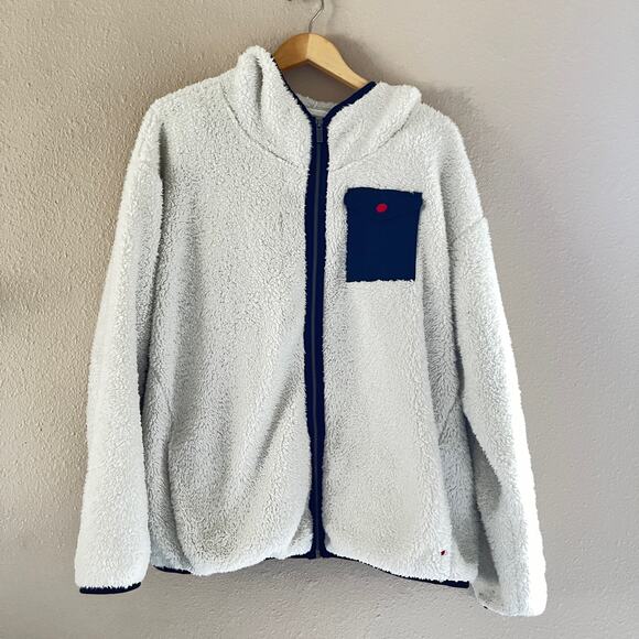 Ugg Kadence Sherpa hooded jacket white with black trim - Picture 3 of 10